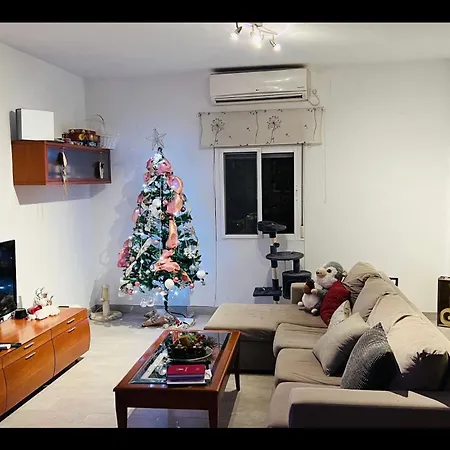 En Virgen Del Rocio Homestay Seville